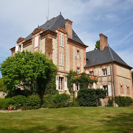 Hotes De Montboulan Salbris Buitenkant foto