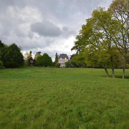 Hotes De Montboulan Salbris Buitenkant foto