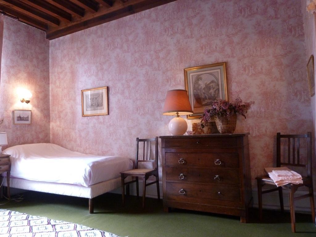 Hotes De Montboulan Salbris Kamer foto