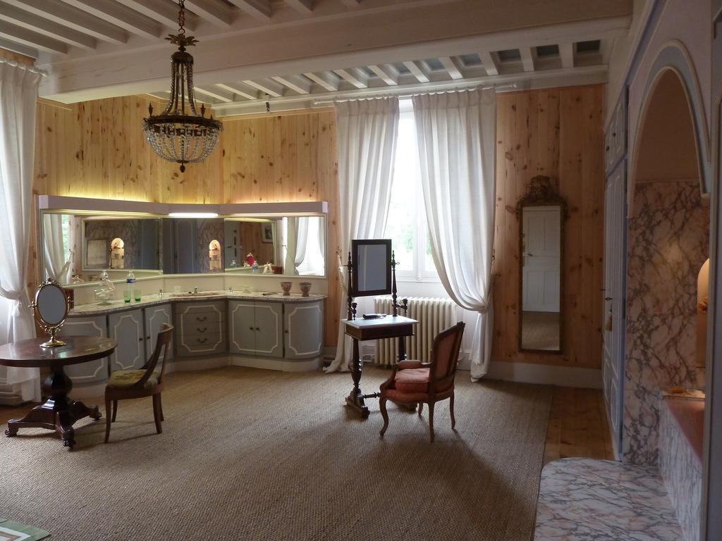 Hotes De Montboulan Salbris Buitenkant foto