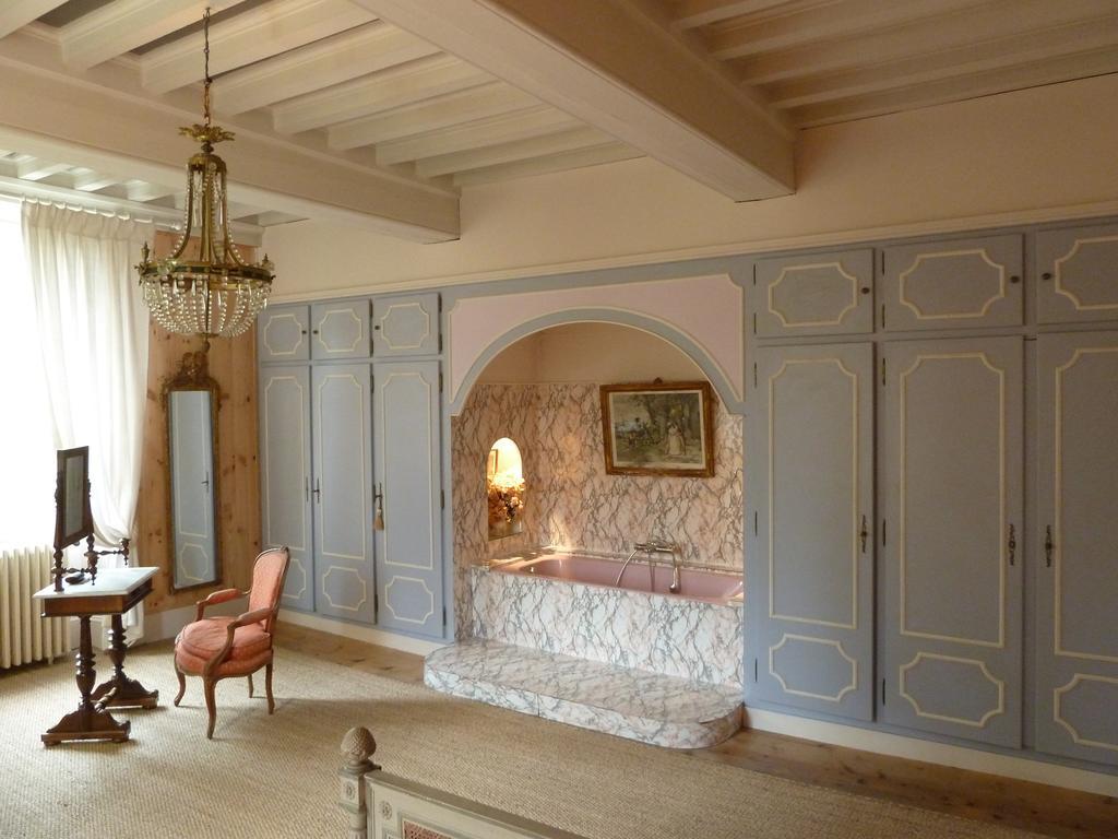 Hotes De Montboulan Salbris Buitenkant foto